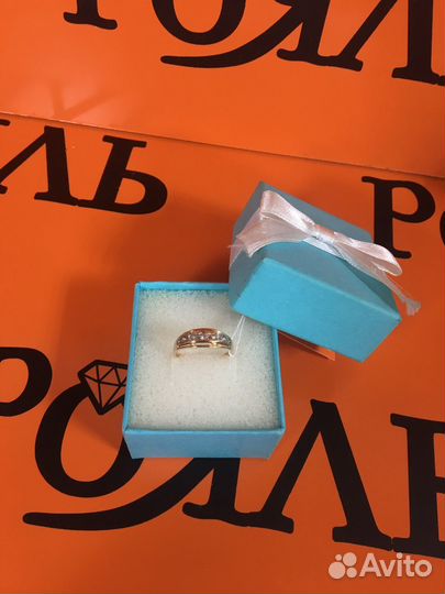 Золотое кольцо 585