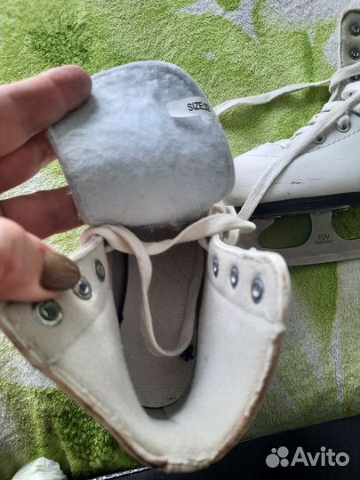 Коньки фигурные Размер 32