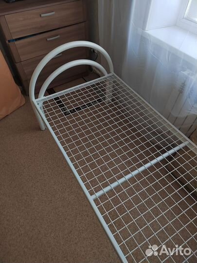 Медицинская кровать для лежачих больных