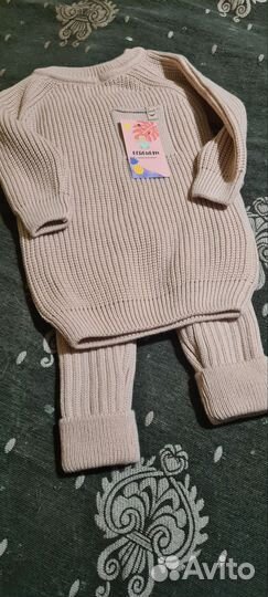 Костюм вязаный на девочку (86-98 р-р)