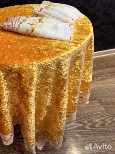 Винтажная золотая скатерть плюш СССР 135х135