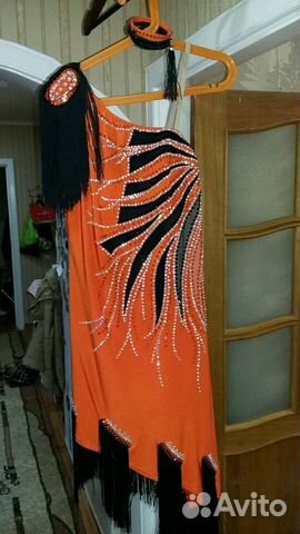 Платье для бальных танцев