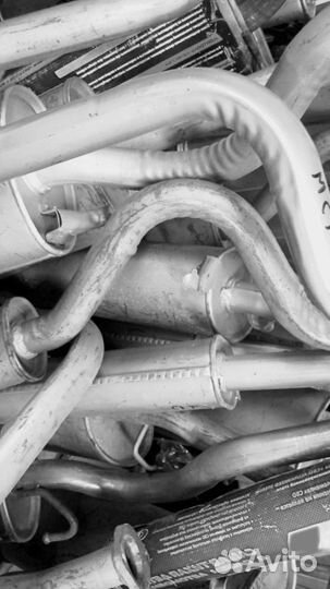 Глушитель -резонатор- новый в наличии