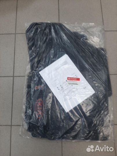 R8140B2101WC - коврик салона текстильный комплект