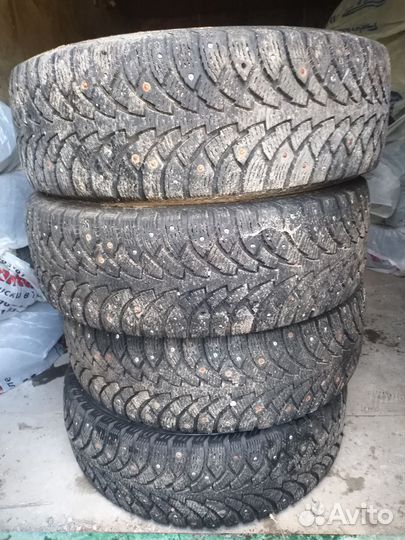 Nokian Tyres Nordman 4 215/65 R16