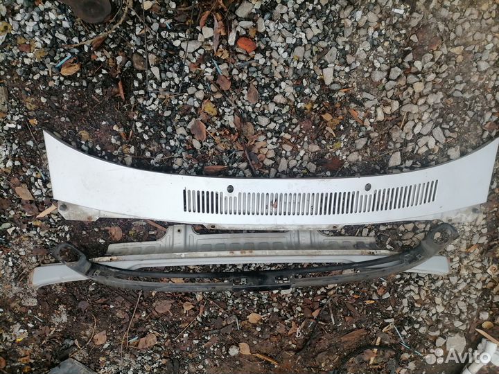 Жабо волга 31105