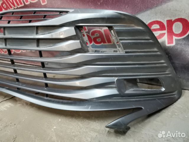 Решетка бампера Toyota Camry
