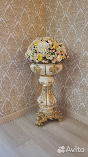 Букет в вазе из гипса декор из золота