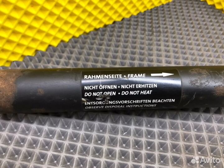 Демпфер Mercedes-Benz 190E W201 M102.921 2.0I 1984