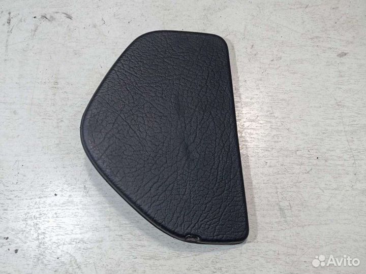 Крышка торпедо правая Audi 100 С4