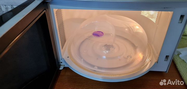 Плита индукционная, микроволновая печь, вафельница