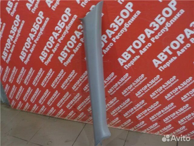 Накладка стойки передняя правая Mitsubishi Lancer