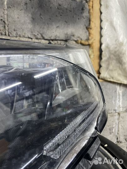 Фара правая фотльсваген поло 2020 год