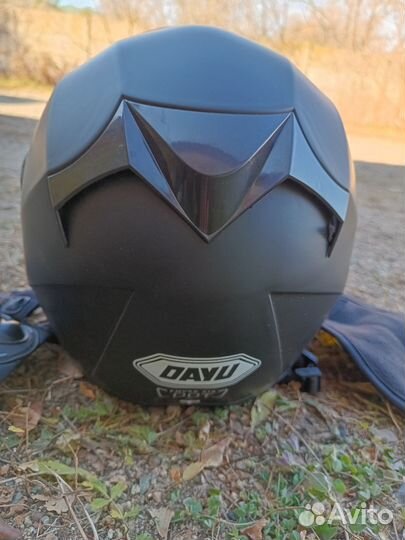 Мотошлем, каска