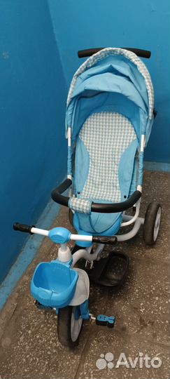 Детский велосипед с ручкой