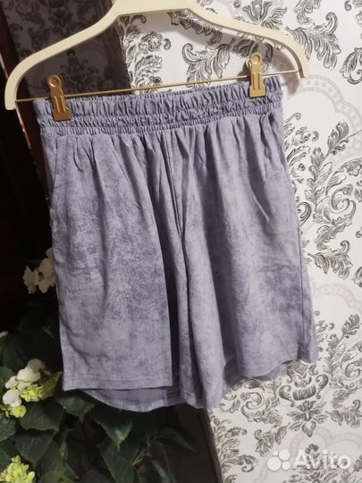 Костюм женский