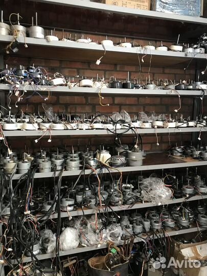 Двигатель внешнего блока Y5S413C544L. Новый