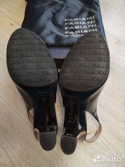 Босоножки женские 39 размер