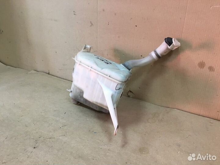 Бачок омывателя Toyota Estima ACR40