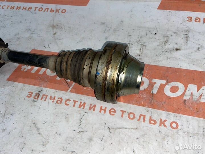 Привод перед. Volkswagen Touareg 2 2012 7P0407271C