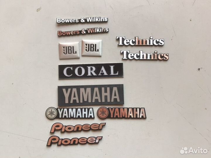 Шильдик техникс, jbl, yamaha,пионер,B&W