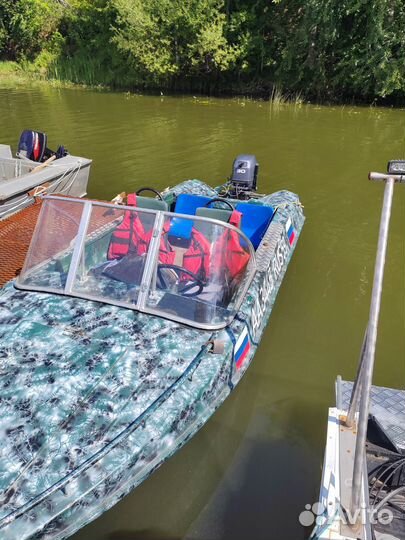 Продам лодку Обь-М с мотором Ямаха - 30 2т