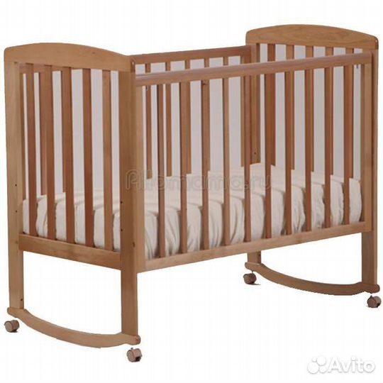 Детская кроватка Лель из бука с матрасом