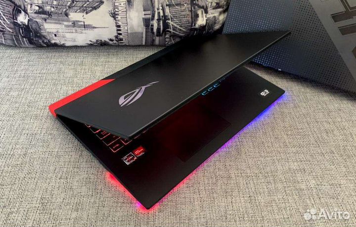 Asus ROG Strix 17.3 Advanced Edition Ryzen 9 5900H