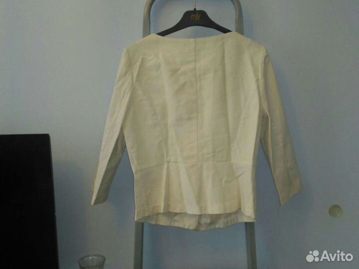 Жакет Monton 46размер