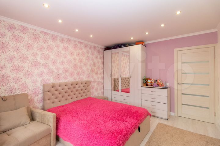 3-к. квартира, 90 м², 12/14 эт.