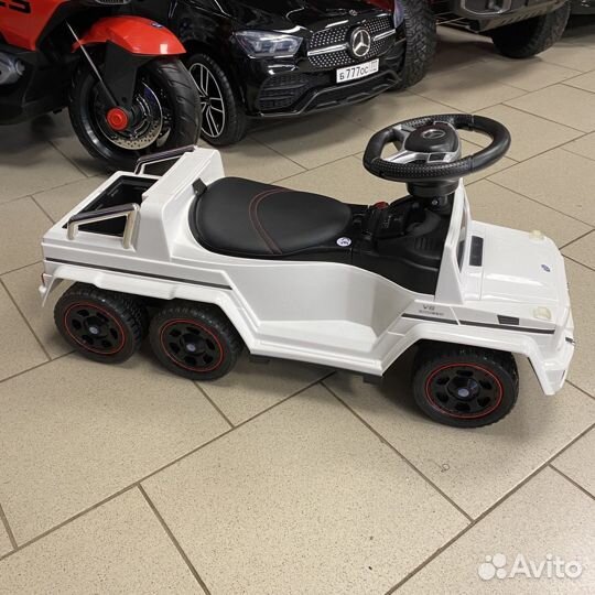 Машинка-каталка толокар