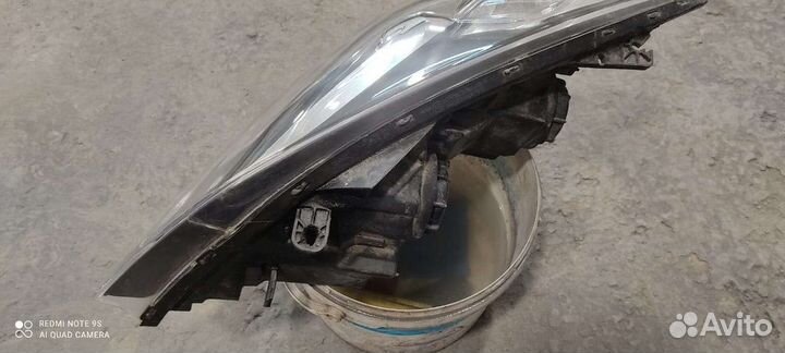 Фара kia ceed 2011
