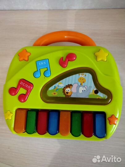 Развивающие игрушки для малышей в отл. сост