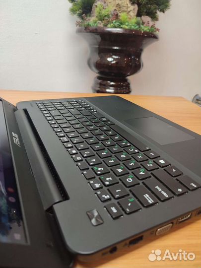 Asus core i3 5005u SSD