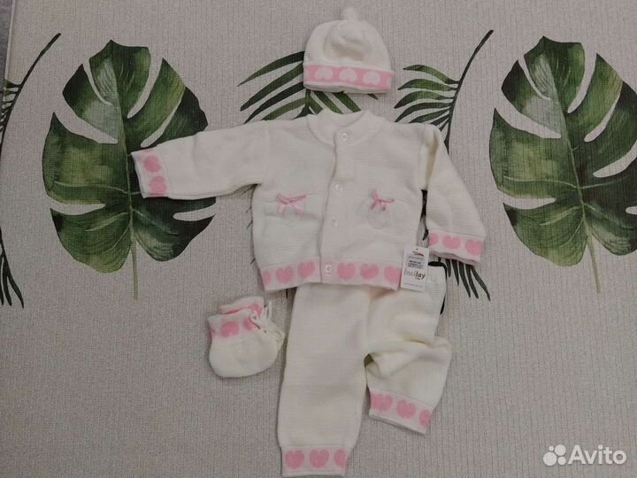 Новый вязаный костюм детский 74