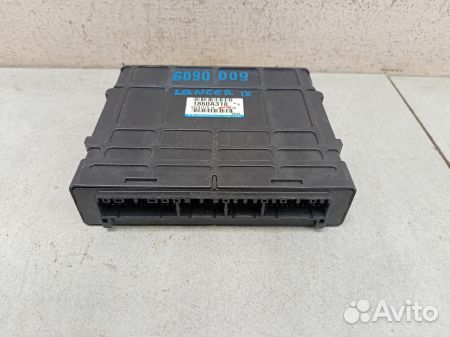 Блок управления двигателем 1860A318