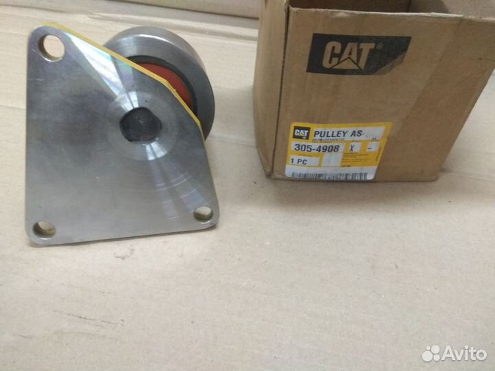 305-4908 Шкив направляющий с кронштейном в сборе