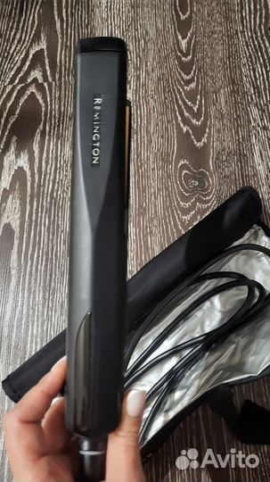 Утюжок для волос с защитным покрытием