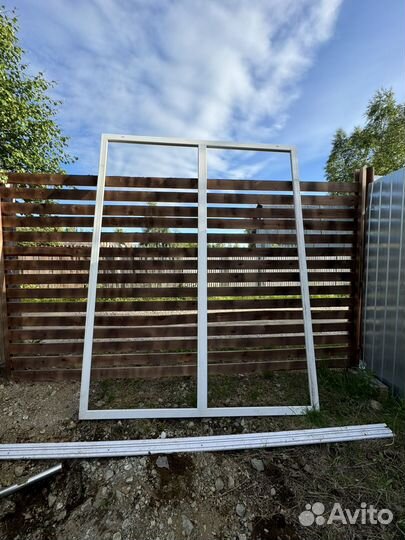 Оконная рама пластиковая