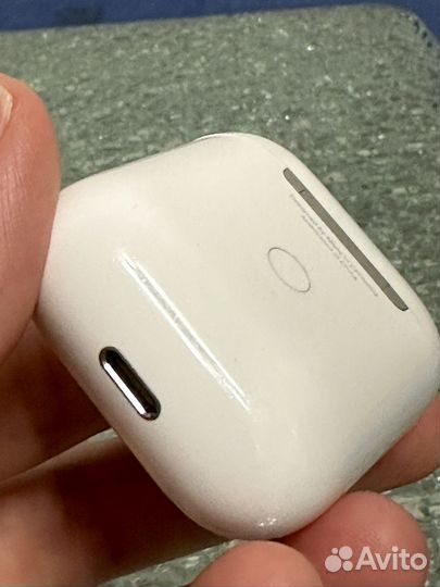 Беспроводные наушники Apple AirPods 2