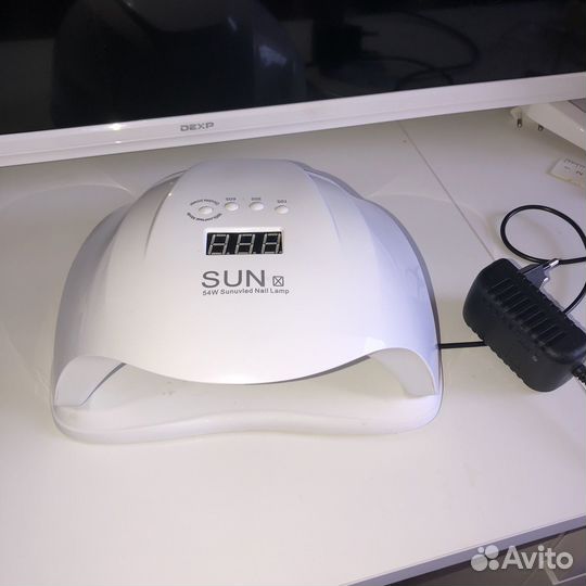 Лампа и аппарат для маникюра