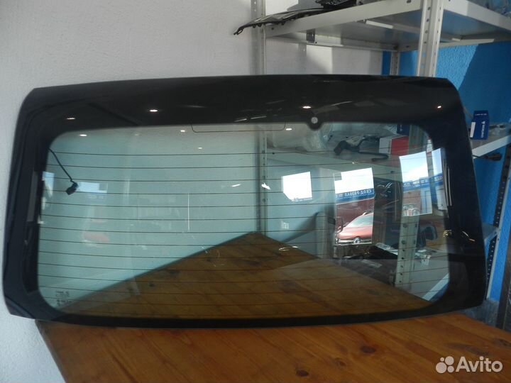 Стекло двери багажника Nissan X-Trail T30