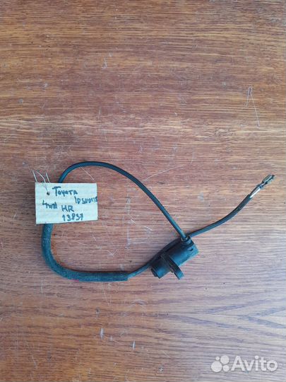 Датчик ABS задний Toyota Ipsum 15