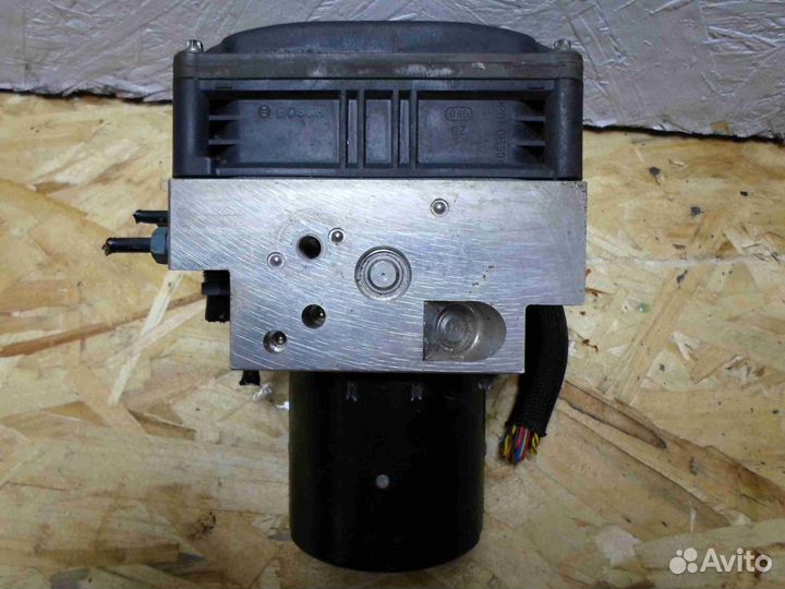 Блок управления тормозами/насос ABS BMW 7-Series