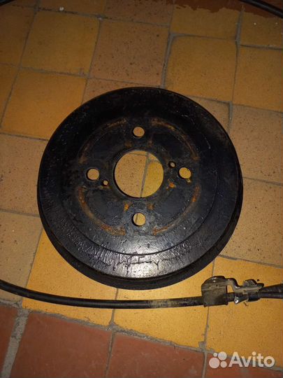 Барабан и тросик тормозаToyota Corolla Fielder