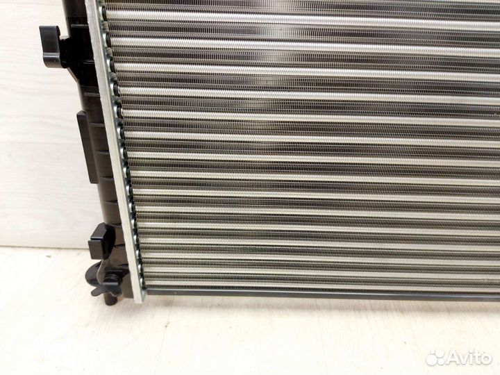 Радиатор охлаждения Ford Focus 1. 1998-2007