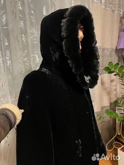 Шуба мутоновая черная 50-52 размер