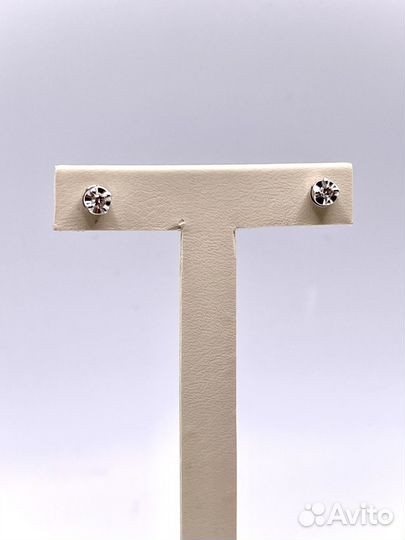 Золотые пуссеты с бриллиантами 585