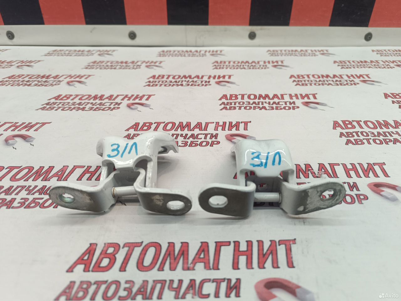 Петли двери задней левой Хендай Санта фе 4 TM