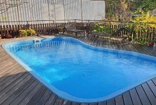 Дом 93 м² на участке 4 сот.